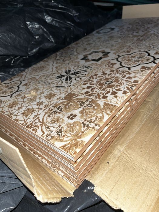 Испански стил фаянс/плочки за баня стил Майолика