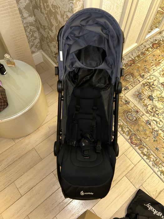 Ergobaby Metro+ Compact City Stroller