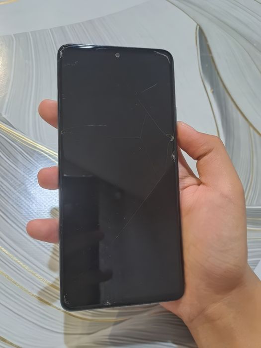 Xiaomi Redmi Note 13 pro