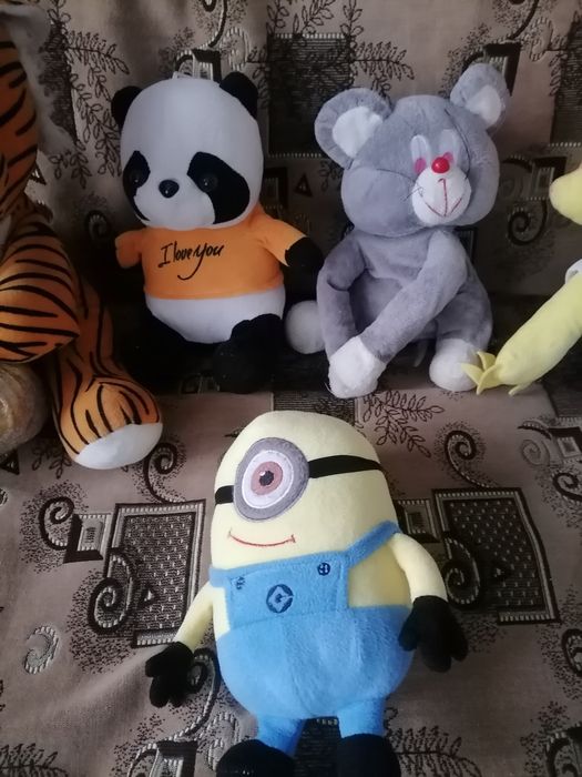 Продам совсем недорого мягкие игрушки