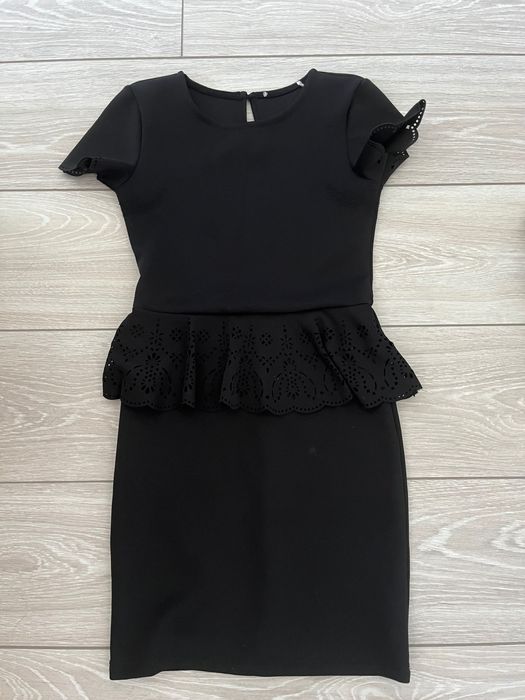 Отдам вещи на девочку подростка