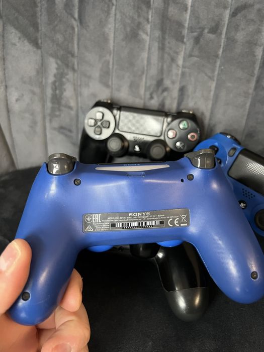 • Controler • Joystick • PS4 •