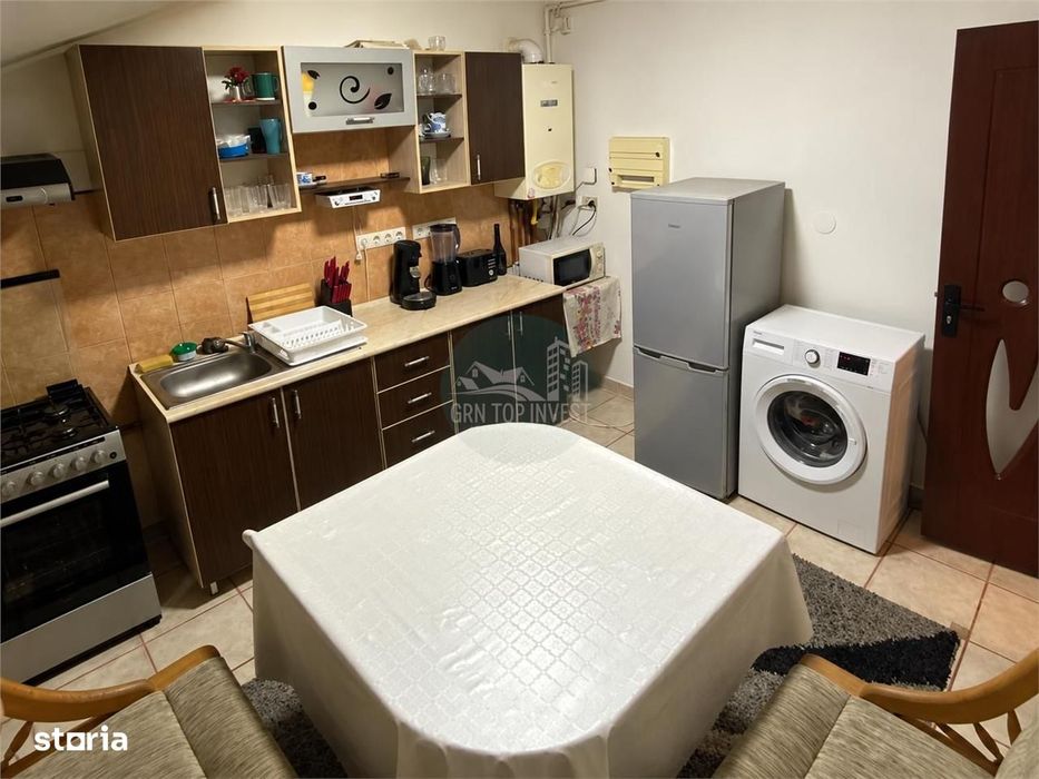 Apartament 3 camere balcon zona Tiglari