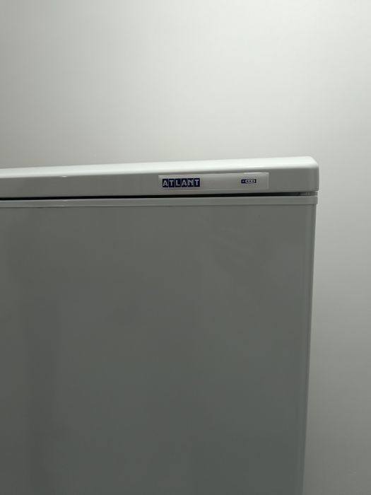 Продается новый холодильник "Atlant"
