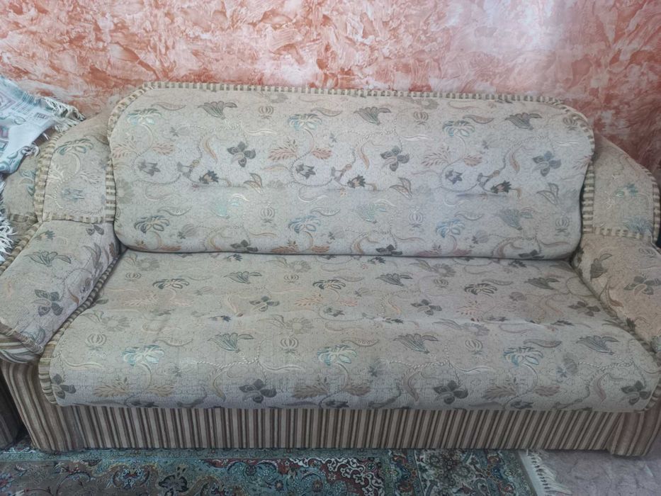 Продам диван тройка