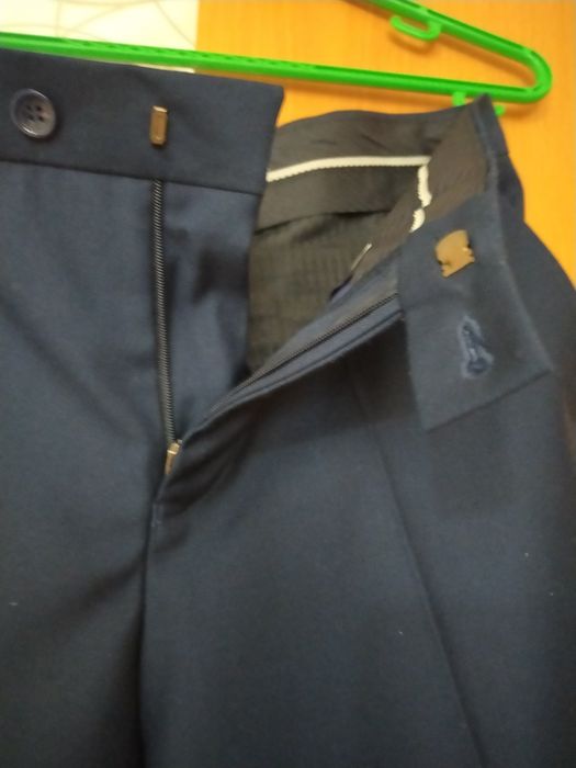Брюки подростковые 44 р новые.