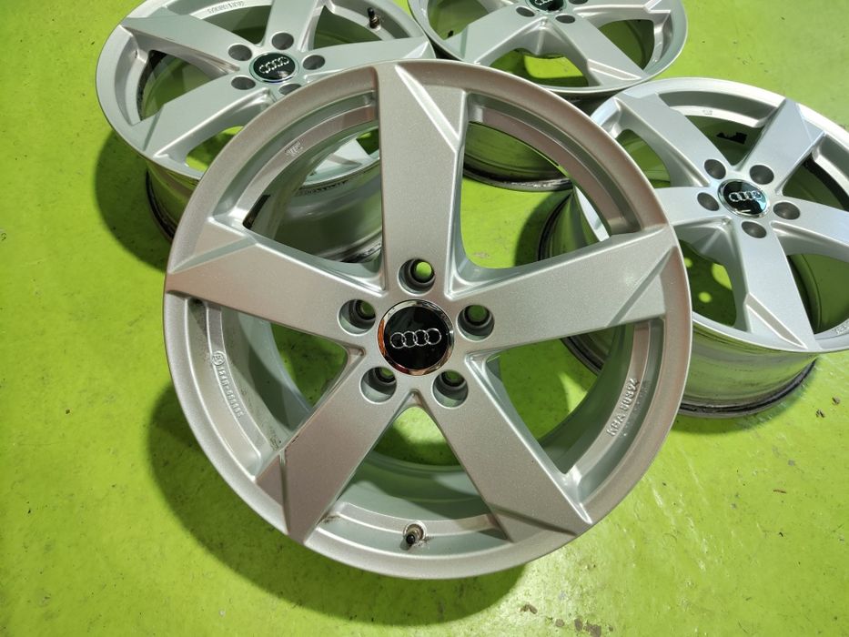 17 5x112 Audi A3 лети джанти 5х112 Ауди