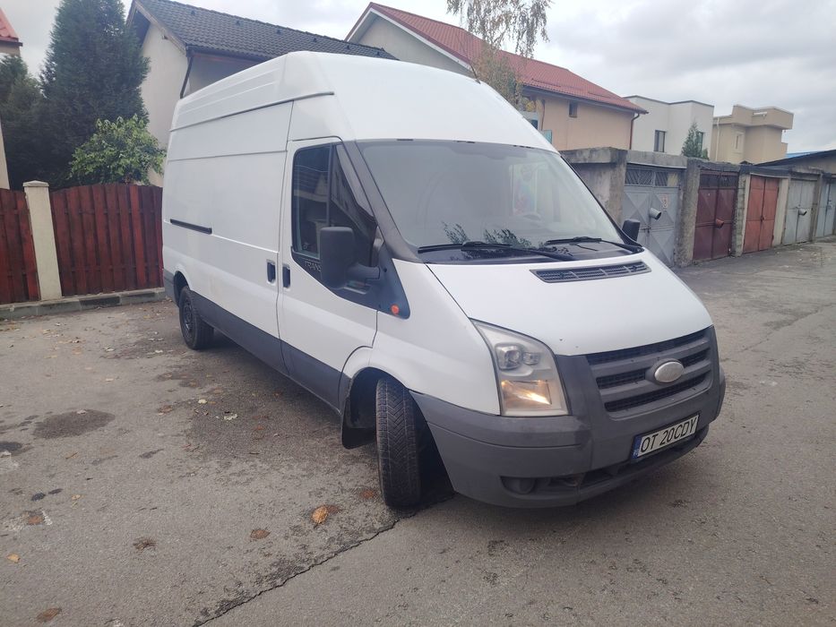 Vând Ford Transit