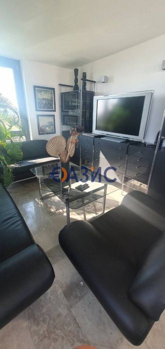 Продава се Къща в Черноморец - 375 кв.м за 1211 €/кв.м - Снимка #12