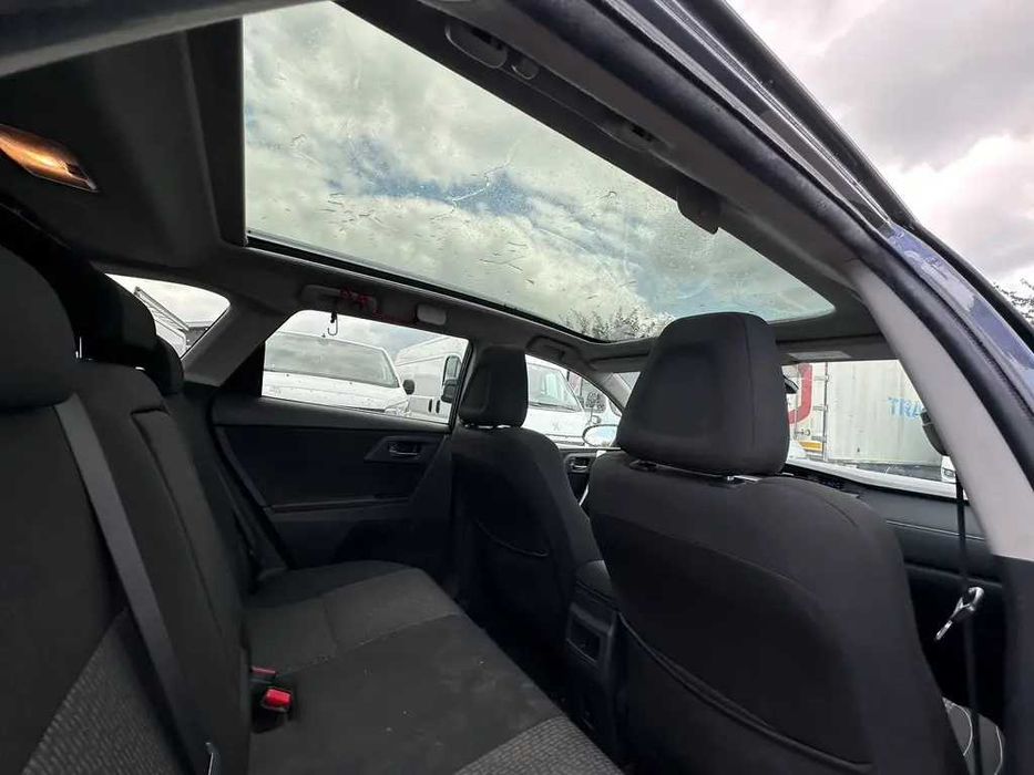 Toyota - Auris - 2015 1.4 D 90 кс. Каско