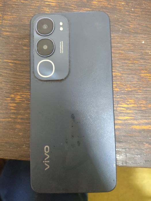 Телефон,ViVo Y19s