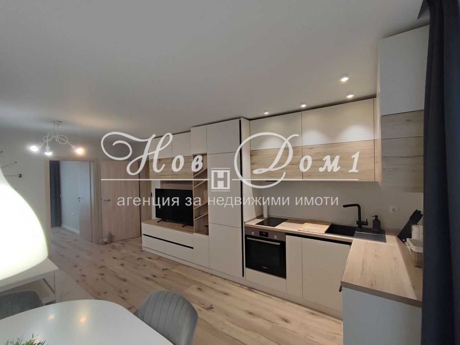 ЛУКСОЗЕН тристаен апартамент в Аспарухово