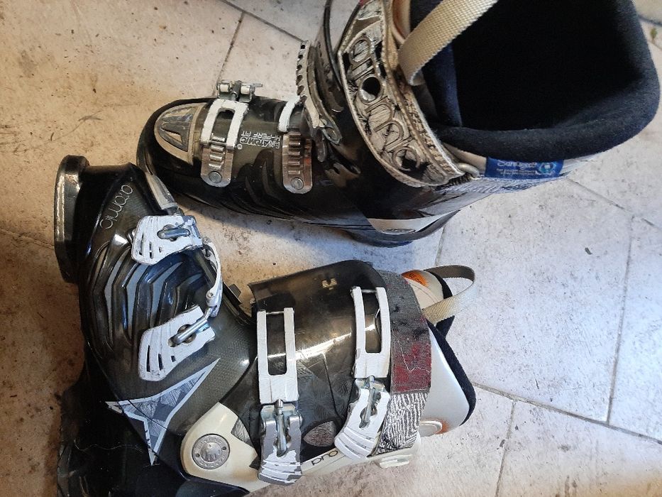 Ски обувки номер 40/41 употребявани продава цена 40 лева