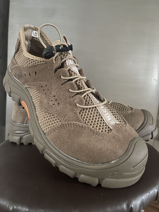 Обувь с противоударным носом