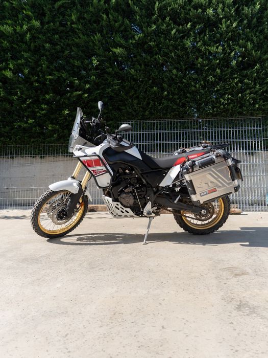 Vând Yamaha Tenere 700 Rally