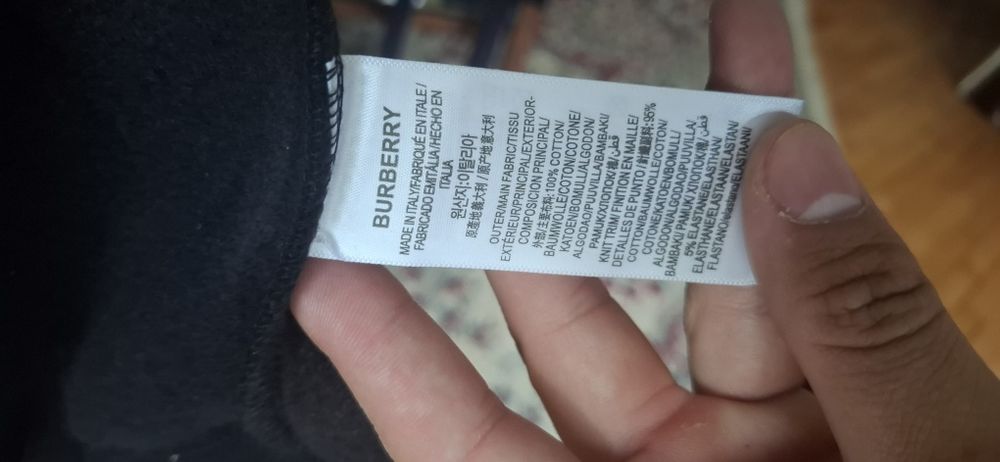 Hanorac burberry mărimea XS