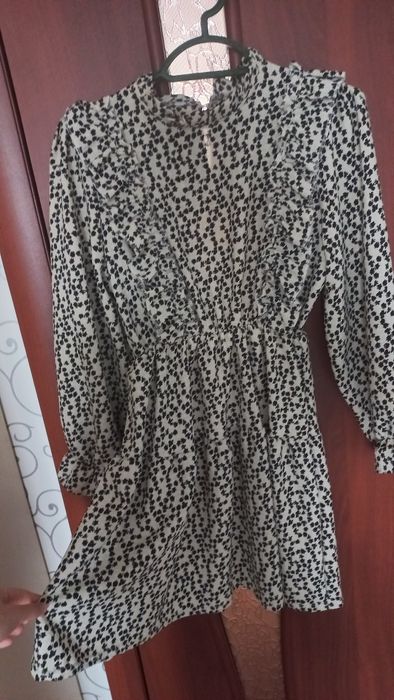 Платье и блузка на выход для девушки