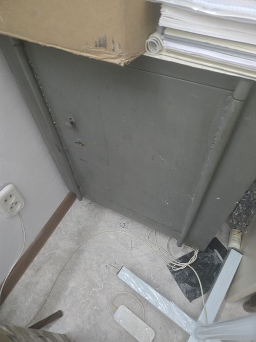Сейф  60×60×1000