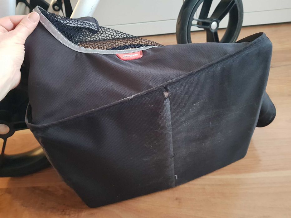 Детска количка Phil&Teds за породени деца