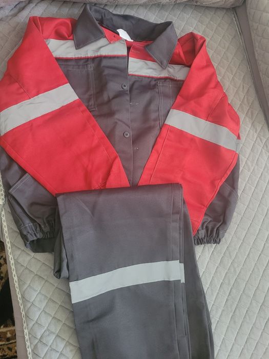 Продам Спецодежду