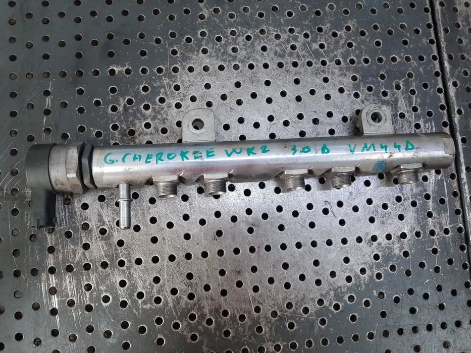 rampa injectoare stanga 3.0 crd vm44d jeep grand cherokee 4 wk wk2 2012  0445216044 35022119g