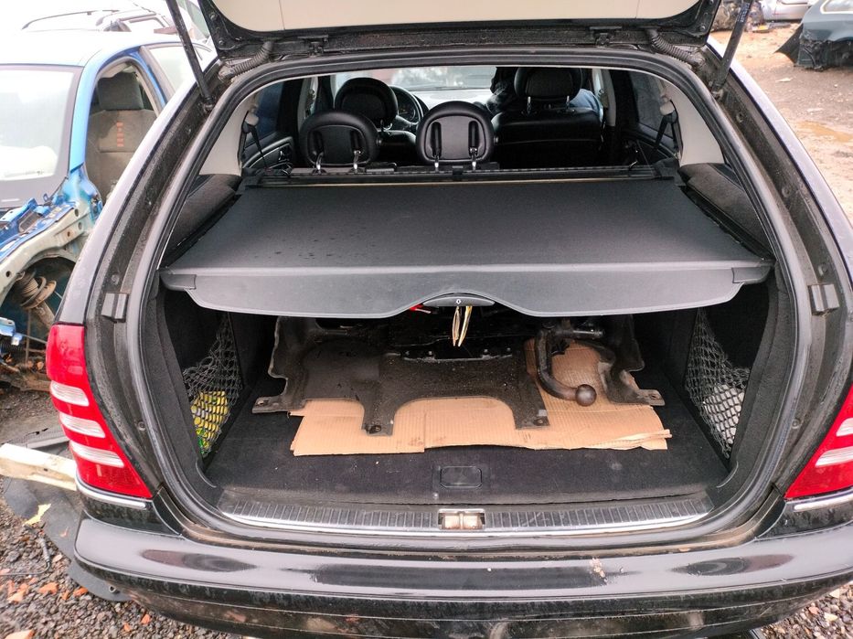 Dezmembrari  Mercedes-Benz C-CLASS (W203)  2000  > 2007 C 180 Kompres