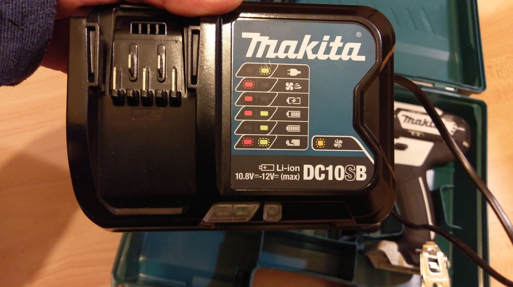 Makita ударен винтоверт