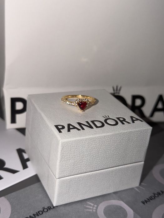 inel pandora aur,piatra rosie