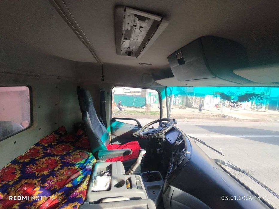 DongFeng 2009 yil SOTILADI