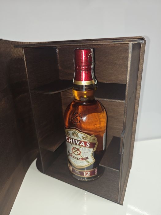 Кутия книга за уиски, вино или друг алкохол