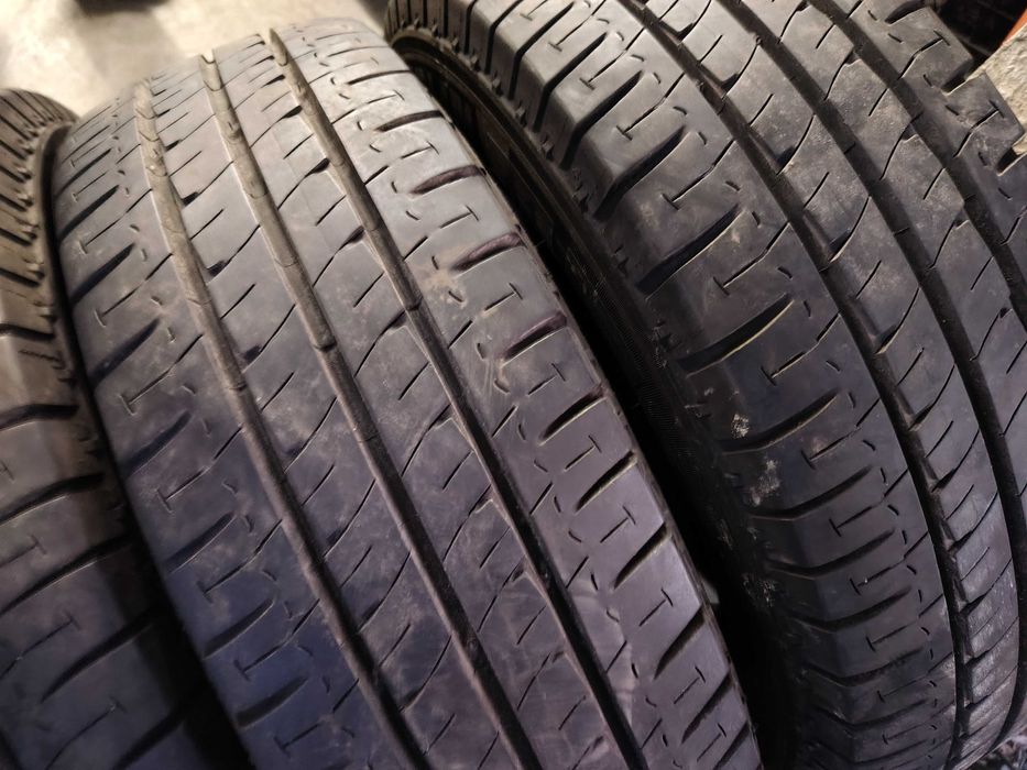 4бр.летни гуми MICHELIN 215/70/15C 109S DOT 0717
