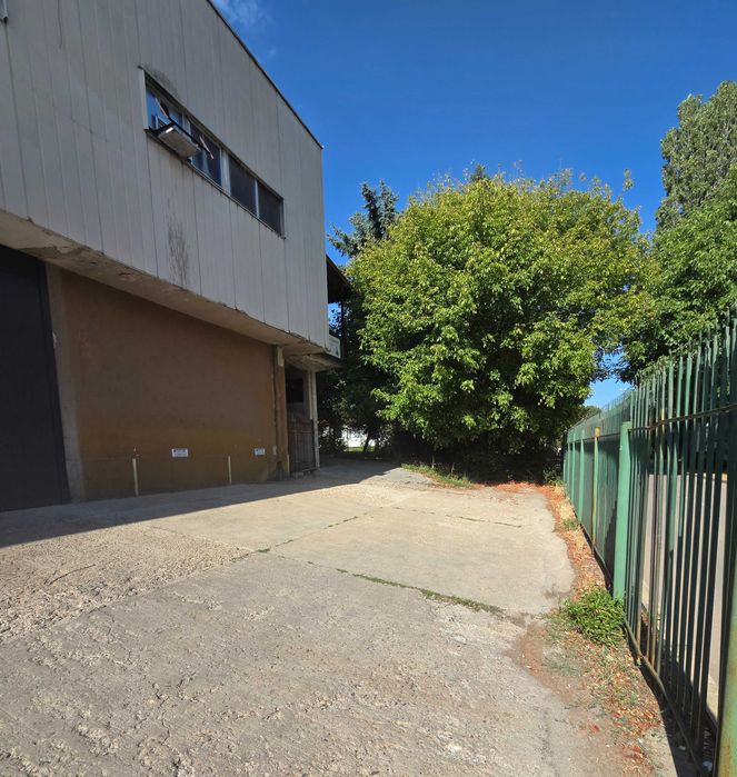 Дава се под наем Промишлена сграда в София, Военна рампа - 235 кв.м за 800 € - Снимка #6