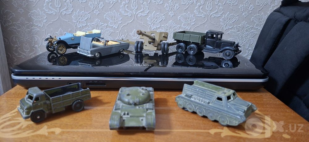 Продам советские игрушки машинки