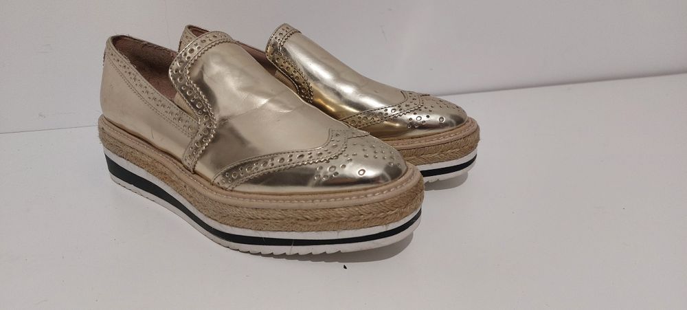 Pantofi   Zara model Trafaluc