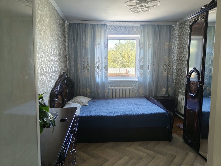 Продам 5 комнатную квартиру