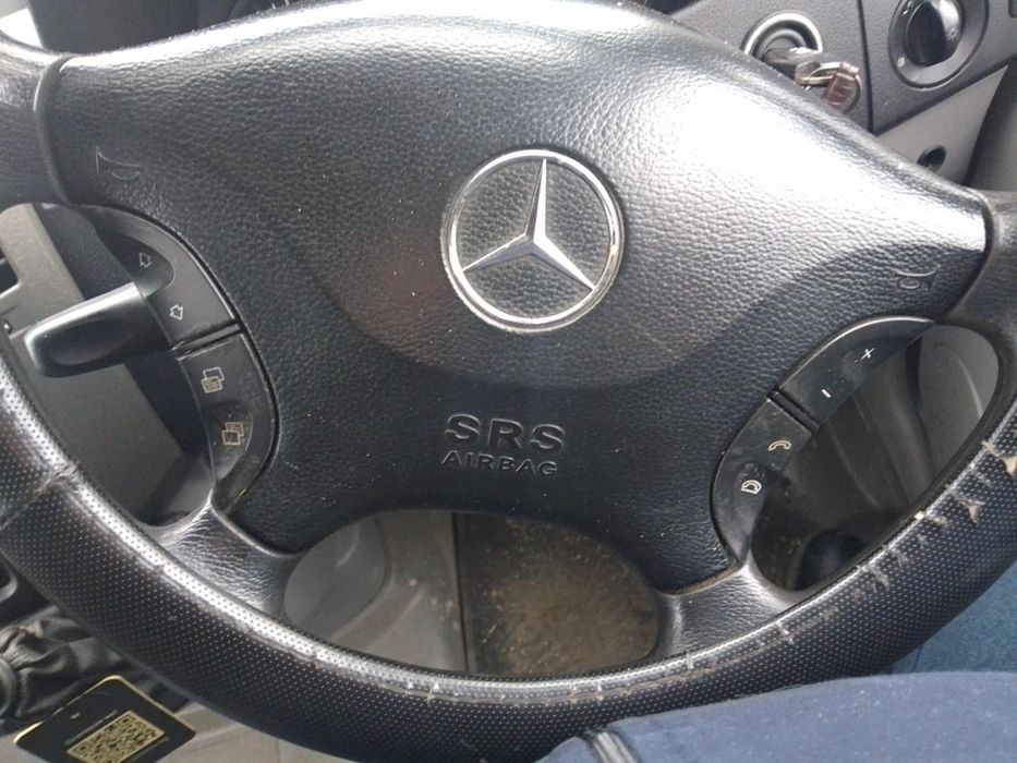 Мерцедес бенц 313 цената е в лева