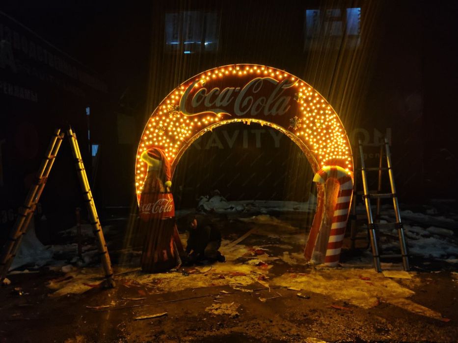 POS материалы и промостойки | Pilon va stela ishlab chiqarish