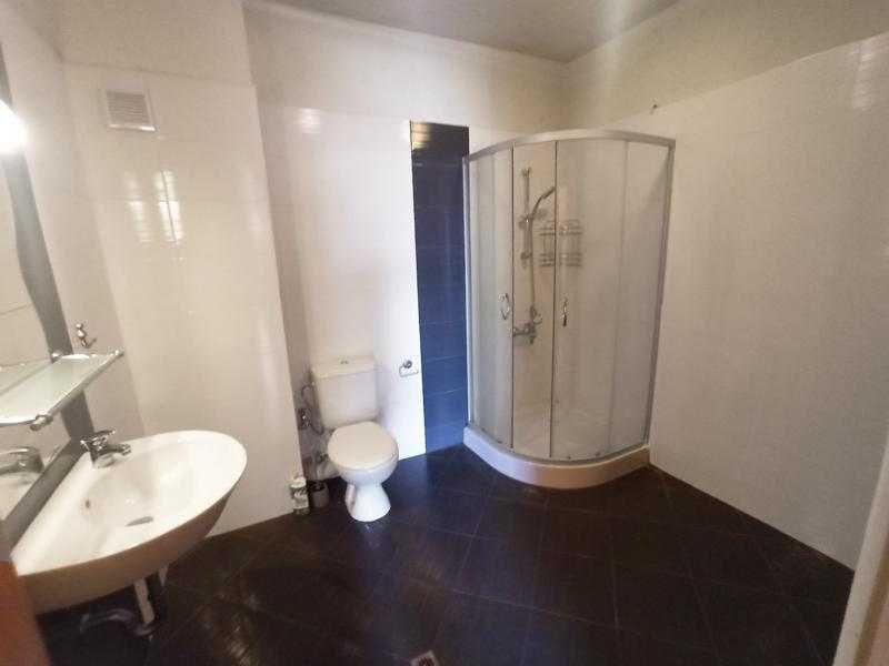 Дава се под наем Четиристаен апартамент в София, Младост 3 - 333 кв.м за 1100 € - Снимка #5