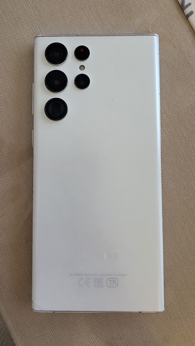 Samsung  galaxy 22 ultra