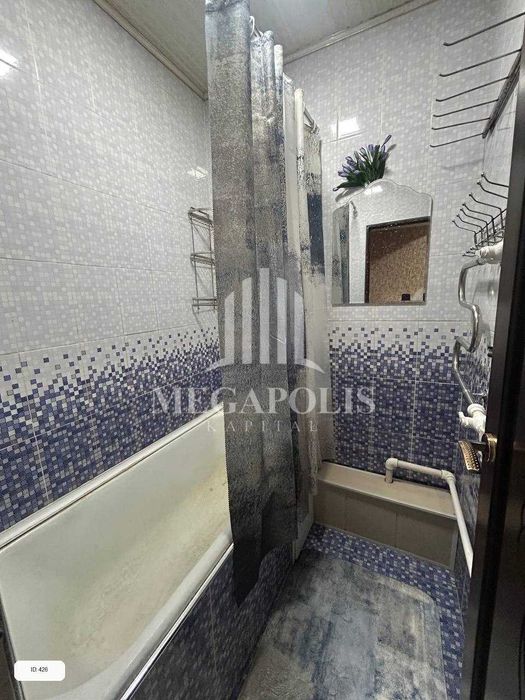 Buxoro 6-mikrorayonda 2 xonali kvartira arzon narxda sotiladi.№426