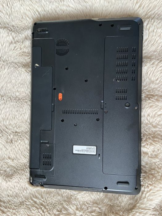 Продам ноутбук PackerdBell