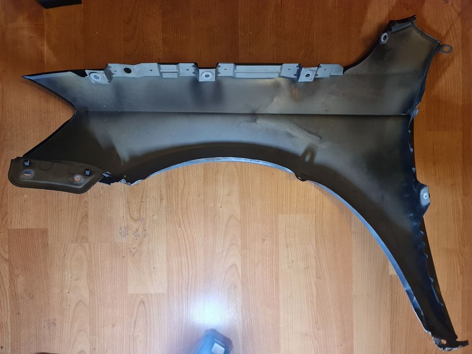 Vand Aripa dreapta originala avariata VW Passat Alltrack Gri Metalizat