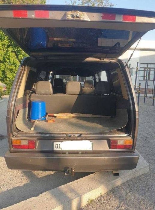 Volkswagen Transporter T3. Benzin. Gidravlika. Elektrozerkala