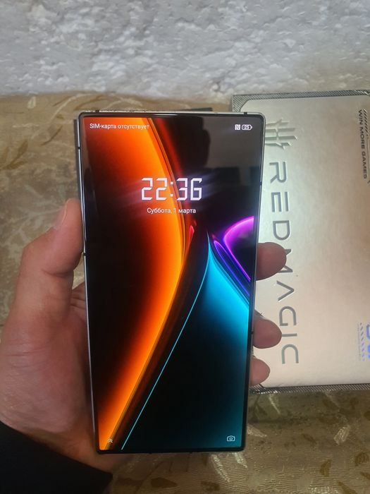 Redmagic 8s pro,  256gb/12gb