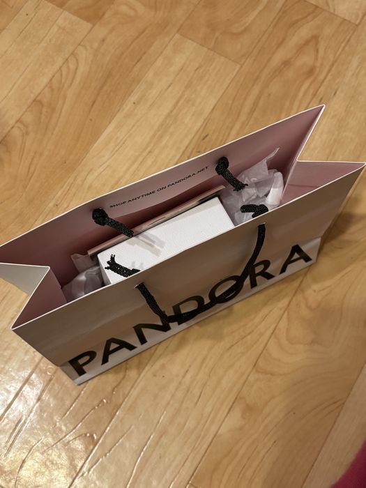 Bratara Pandora NOUA cu factura