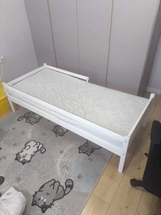 Кровать деревянная детская