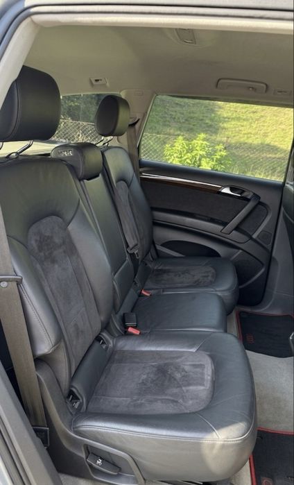 Vând  Audi Q7 2007