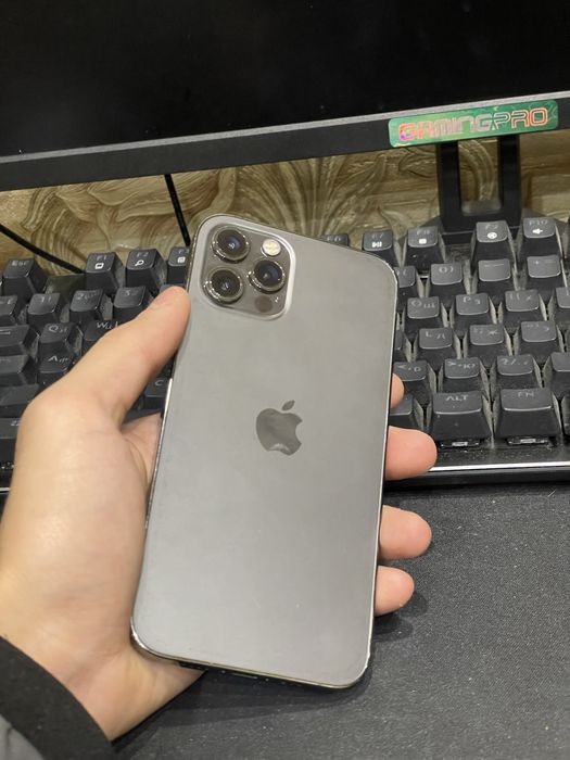 Продам/Обменяю iPhone 12 pro 256GB