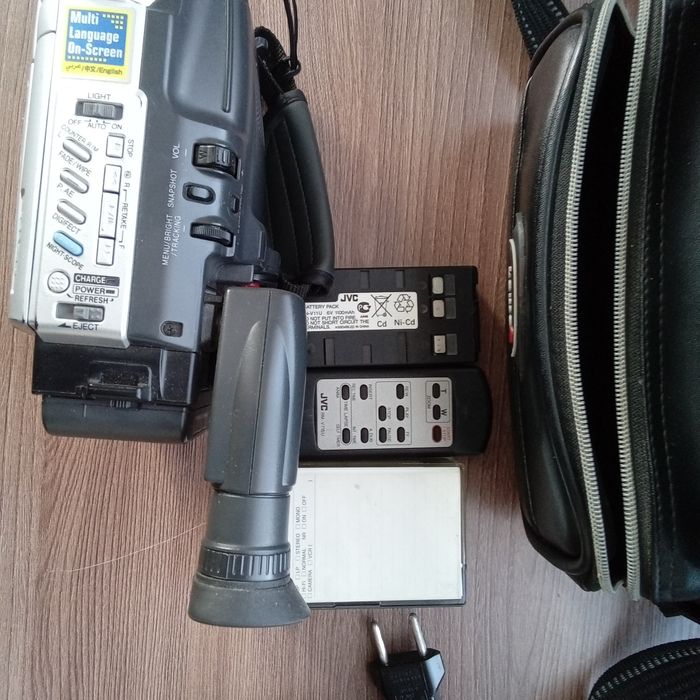 Видеокамера JVC Япония