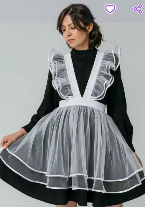 Новые школьные фартуки.